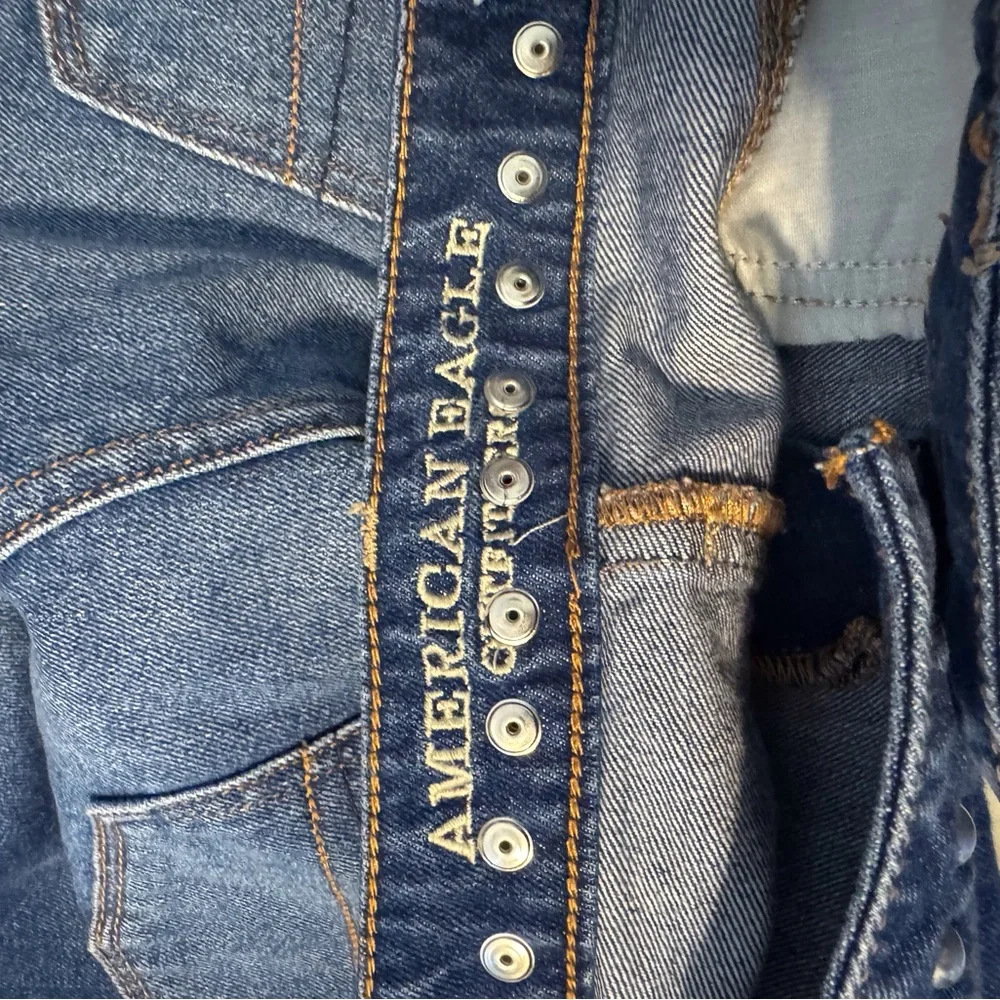 American Eagle Outfitters this chic
